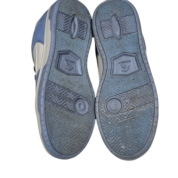 AND1 Women's Low Top Basketball Shoes Sz. 6 - Picture 3 of 8